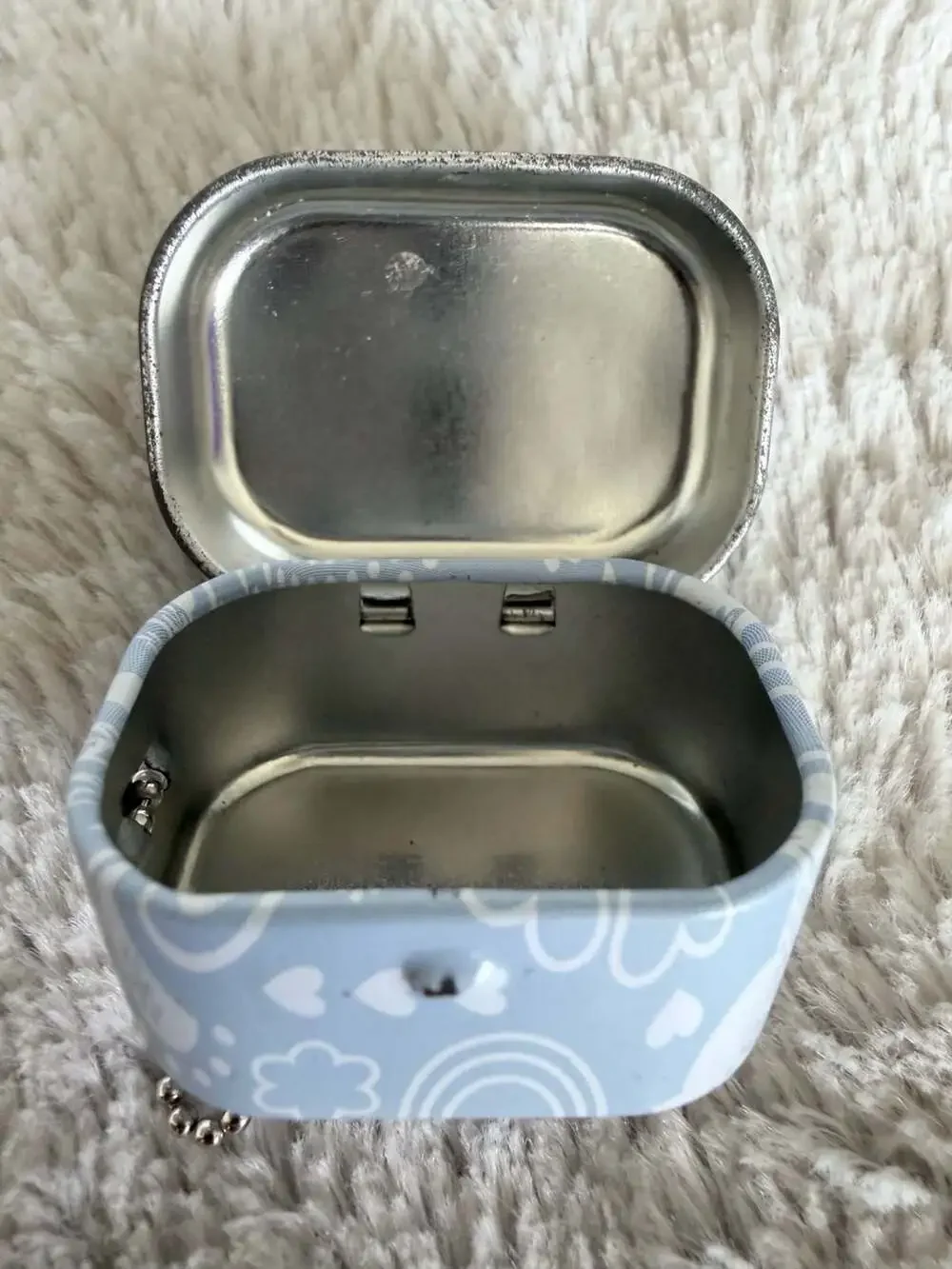 Vintage Care Bears Love-A-Lot Bear Metal Mini Keychain Trinket Tin